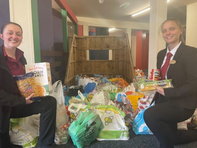 Foodbank-donations-768×576