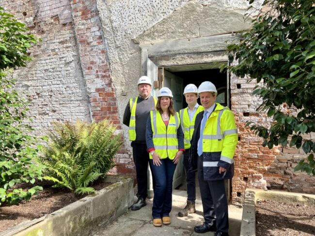 Wentworth Camellia House appointment_of_contractors_Photo_David Sowter_WWPT_IMG_3182