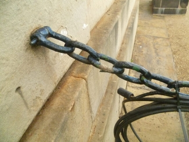 Wentworth A remant of the original chain outside the main door. P1050219